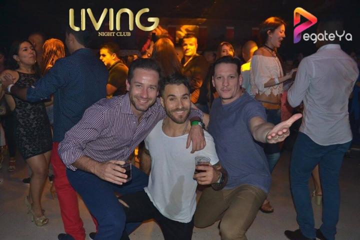 Foto 58 de Living Night Club - 2do/3er fds Junio en Living Night Club, Cali