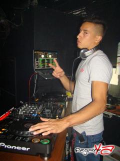 Foto 20 de Karma 4 de Febrero de 2012 en Discoteca Karma Medellin, Medellín