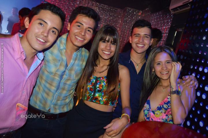 Foto 28 de BLING sabado 17 de enero de 2015 en Bar Bling Bucaramanga, Bucaramanga