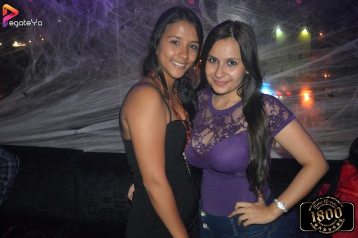 Foto 37 de 1800 Halloween 2015 - en Penthouse 1800, Cali