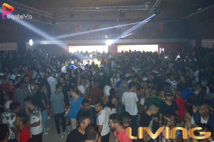 Foto 84 de Living Night Club - 3er Aniversario 2016 en Living Night Club, Cali