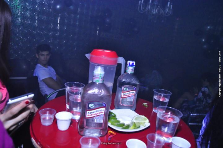 Foto 39 de Piso V - Sábado 6 de mayo de 2017 en Bar Piso V Bucaramanga, Bucaramanga