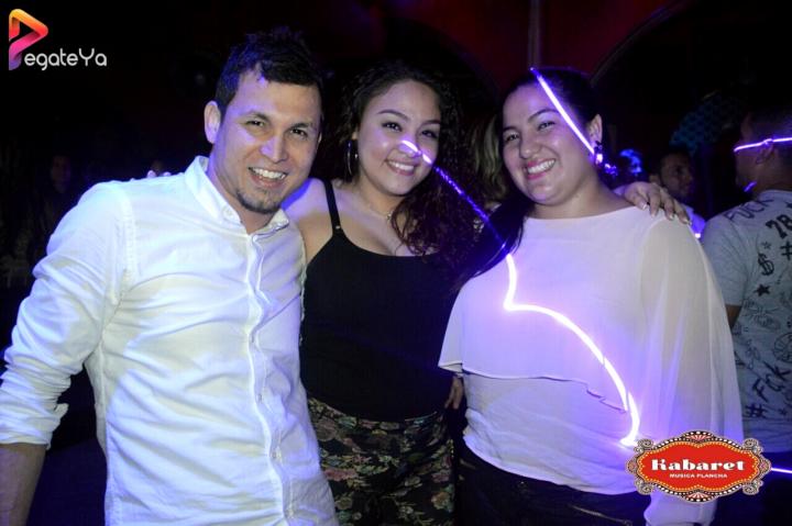 Foto 11 de Kabaret Bar - 4To Fds Mayo 2017 en Kabaret - Granada, Cali