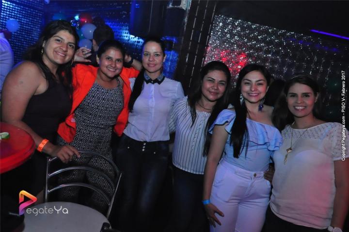 Foto 23 de PISO V - sabado 4 de febrero de 2017 en Bar Piso V Bucaramanga, Bucaramanga