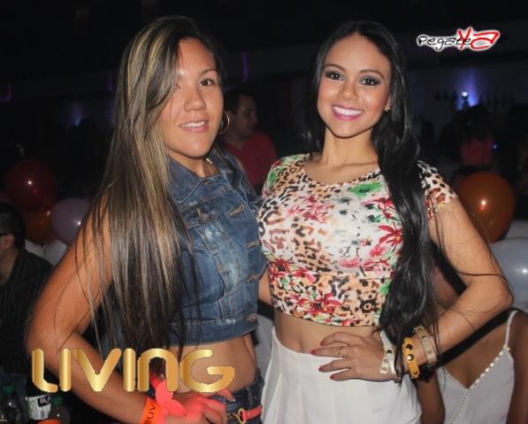 Foto 41 de Living - 4to FDS Nov 2014 en Living Night Club, Cali