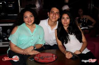 Foto 23 de Blondie - Mayo 03 del 2014 en Blondie Bar Cali, Cali