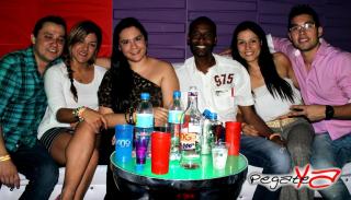 Foto 85 de Junio 08 del 2013 en Living Night Club, Cali