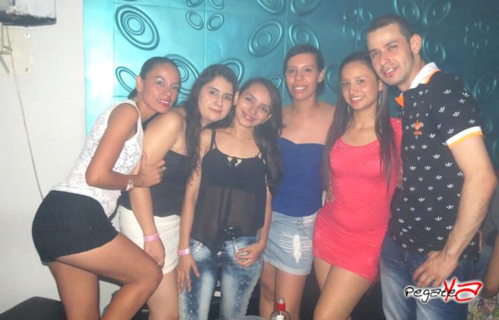 Foto 6 de Miami - Agosto 29 en Miami Bar Cali, Cali