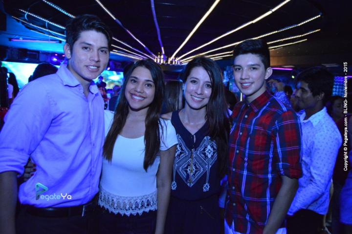 Foto 24 de BLING - sabado 28 Nov 2015 en Bar Bling Bucaramanga, Bucaramanga