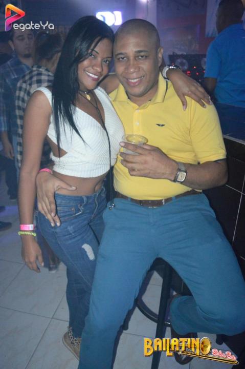 Foto 29 de Bailatino - 1er & 4to Fds Oct 2016 en Bailatino - Bar, Cali