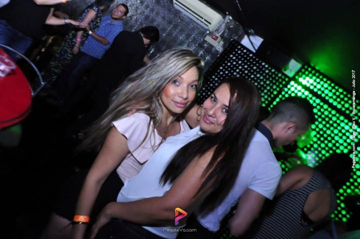 Foto 5 de PISO V - Sábado 5 de julio de 2017 en Bar Piso V Bucaramanga, Bucaramanga