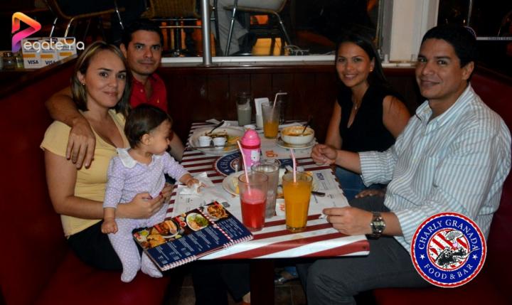 Foto 6 de Charly - Granada - 5to FDS Mayo 2015 en Charly, Cali