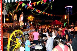 Foto 39 de La Cantina de Mangos en Discoteca Oye Bonita Medellin, Medellín