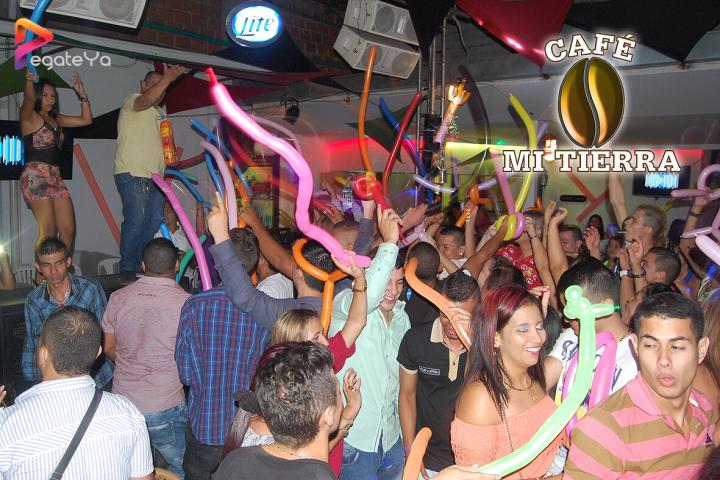 Foto 37 de Cafe mi Tierra - 4to Fds Abril 2016 en Cafe Mi Tierra, Cali