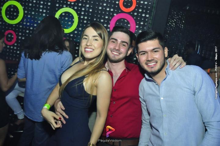 Foto 40 de PISO V - 27 de mayo de 2017 en Bar Piso V Bucaramanga, Bucaramanga