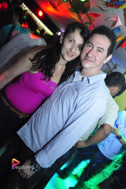Foto 13 de New York sábado 13 de junio 2015 en Discoteca New York Bucaramanga, Bucaramanga