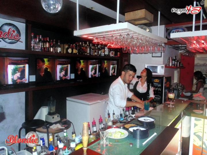 Foto 24 de Blondie - Sep 27 del 2014 en Blondie Bar Cali, Cali