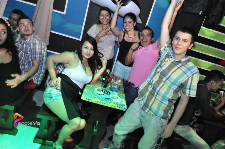 Foto 42 de El Manicomio sábado 25 de abril 2015 en Discoteca El Manicomio Bucaramanga, Bucaramanga