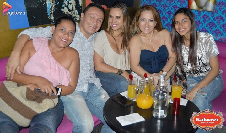 Foto 4 de Kabaret Bar - 4to Fds Agosto 2017 en Kabaret - Granada, Cali