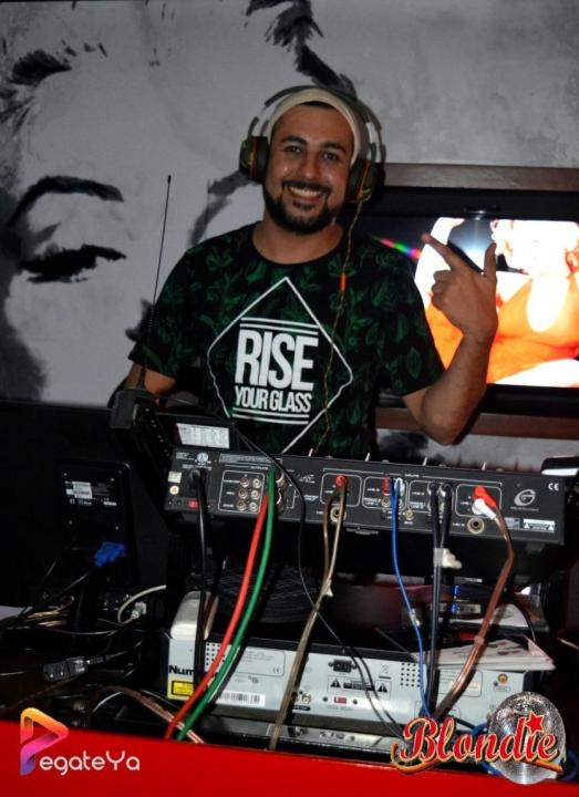 Foto 23 de Blondie - 4to FDS Julio 2015 en Blondie Bar Cali, Cali