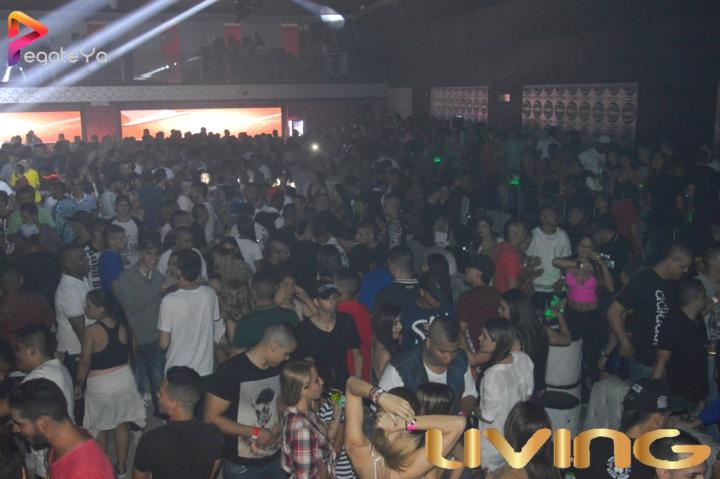 Foto 85 de Living Night Club - 3er Aniversario 2016 en Living Night Club, Cali