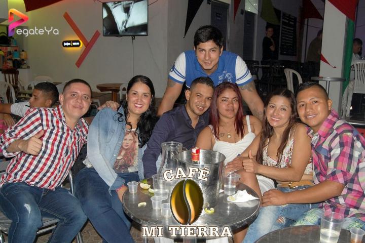 Foto 2 de Cafe Mi Tierra- 1er Fds Abril 2016 en Cafe Mi Tierra, Cali