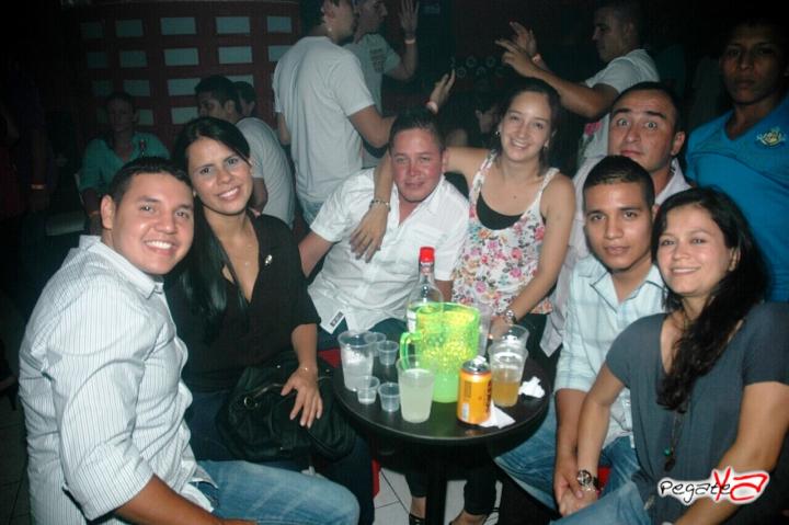 Foto 28 de Ampm Bar - Sept 6 2014 en Am / PM Bar - Cali, Cali