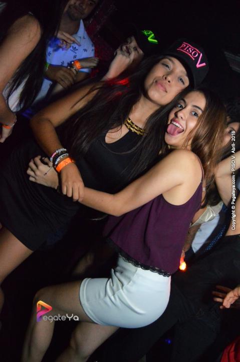 Foto 7 de PISO V - Sabado 16 de abril 2016 en Bar Piso V Bucaramanga, Bucaramanga
