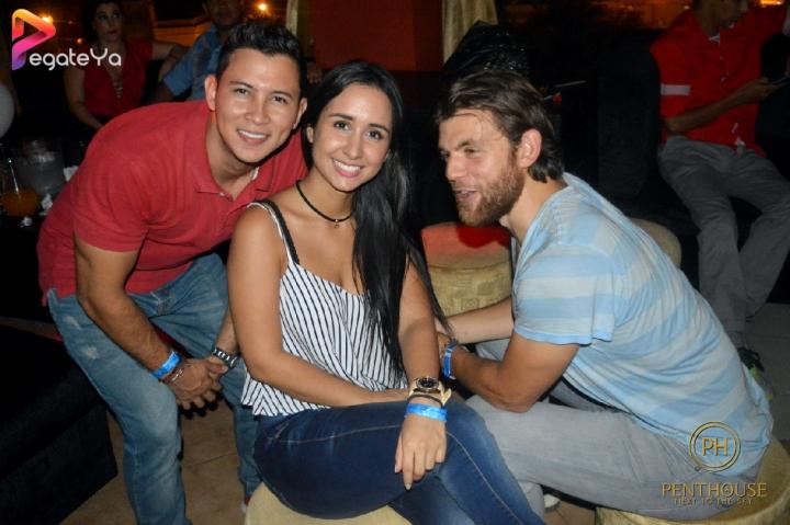 Foto 7 de Penthouse Club - AMOR & AMISTAD 2016 en Penthouse 1800, Cali