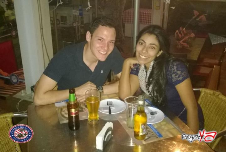 Foto 18 de Charly Food Bar - 4to FDS Octubre 2014 en Charly Food Bar, Cali
