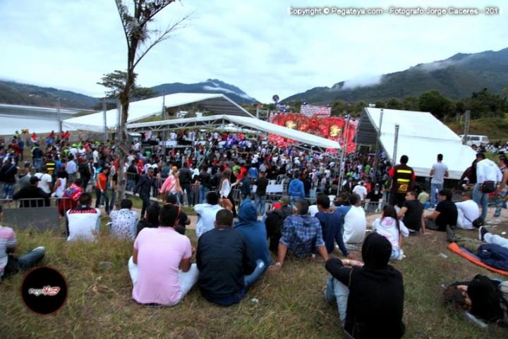 Foto 116 de TOMORROWLAKE Lago Calima en Fiestas Colombia, Medellín