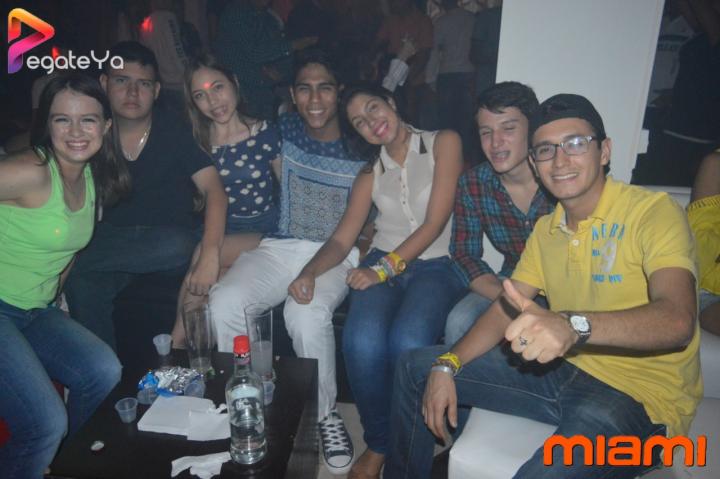Foto 28 de Miami Bar - 1er Fds Abril 2016 en Miami Bar Cali, Cali