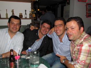 Foto 42 de Diciembre 22-23 del 2011 en Bar la Plaza Delicatessen Manizales, Manizales