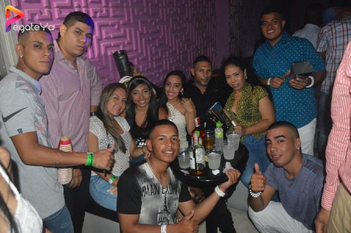 Foto 44 de la clave - AMOR & AMISTAD 2016 en La Clave Night Club, Cali