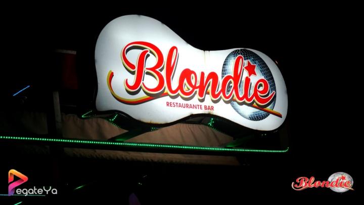 Foto 20 de Blondie - 3er FDS Abril 2015 en Blondie Bar Cali, Cali