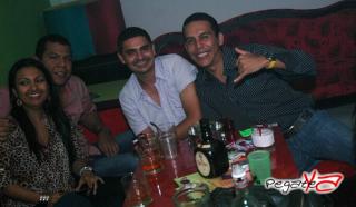 Foto 16 de Beautiful 80`s - Feria 2013 en Mama Bicho