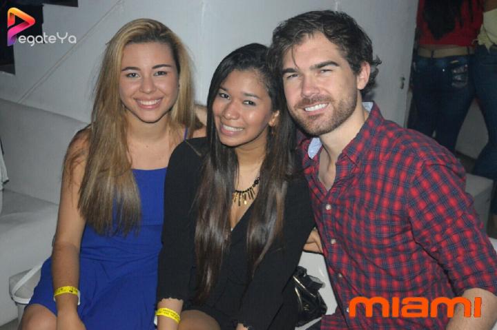Foto 10 de Miami Bar - Amor & Amistad 2016 en Miami Bar Cali, Cali