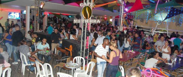 Foto 6 de Cafe mi Tierra - 3er Fds Abril 2016 en Cafe Mi Tierra, Cali