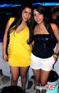 Foto 14 de Julio 27 del 2013 en Living Night Club, Cali