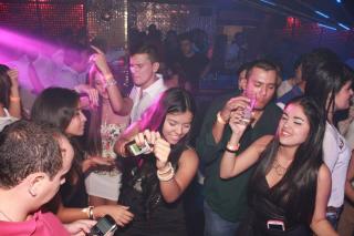Foto 224 de Bar Bling - 8 de febrero de 2012 en Bar Bling Bucaramanga, Bucaramanga
