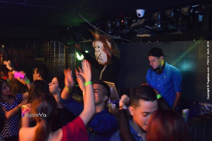 Foto 144 de Piso V - Sabado 9 abril de 2016 en Bar Piso V Bucaramanga, Bucaramanga