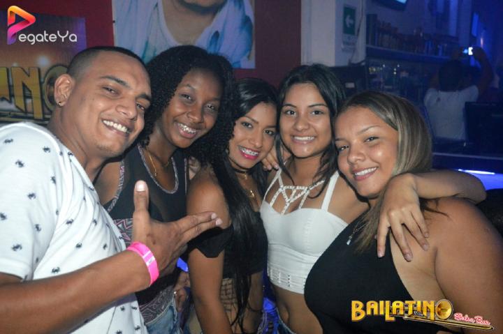 Foto 89 de Bailatino - AMOR & AMISTAD 2016 en Bailatino - Bar, Cali