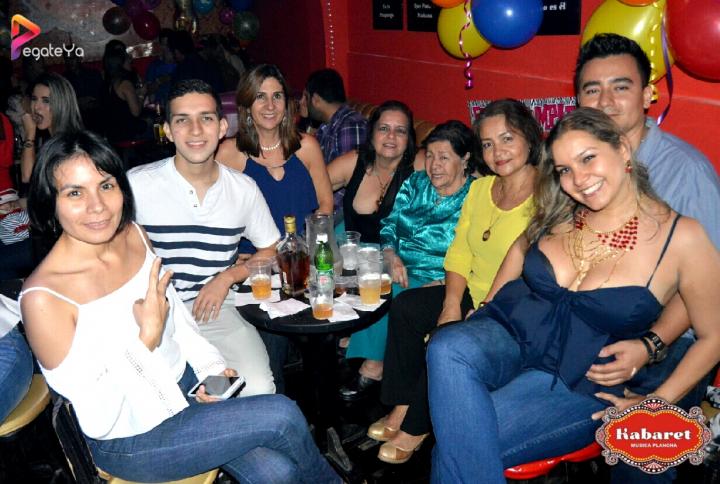 Foto 10 de Kabaret Bar - 3er Fds Abril 2017 en Kabaret - Granada, Cali