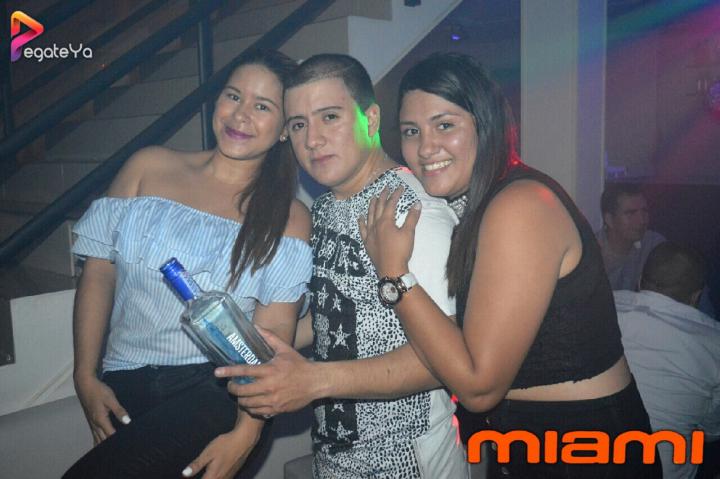 Foto 9 de Miami Bar - 3er Fds Mayo 2017 en Miami Bar Cali, Cali