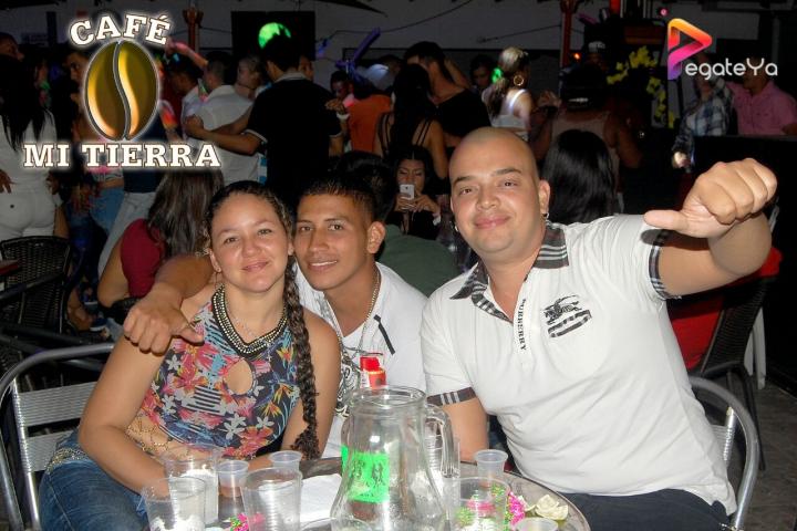 Foto 3 de Cafe Mi Tierra- 1er Fds Abril 2016 en Cafe Mi Tierra, Cali