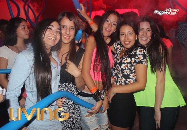 Foto 43 de Living - 4to FDS Nov 2014 en Living Night Club, Cali
