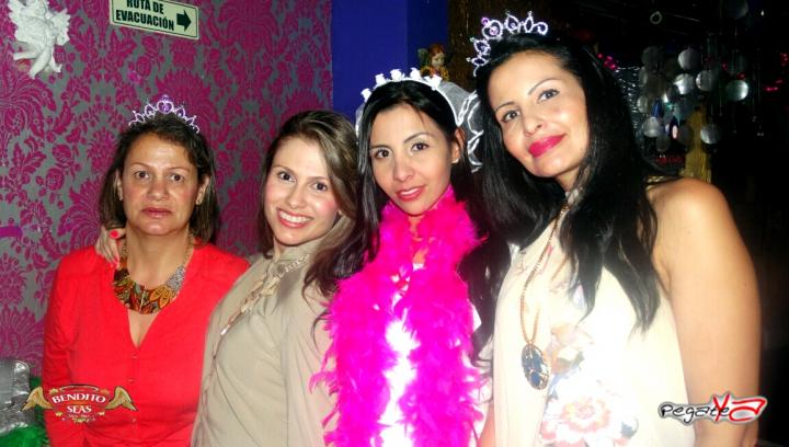 Foto 30 de Bendito Seas - Septiembre 13 en Discoteca Bendito Seas Medellin, Medellín
