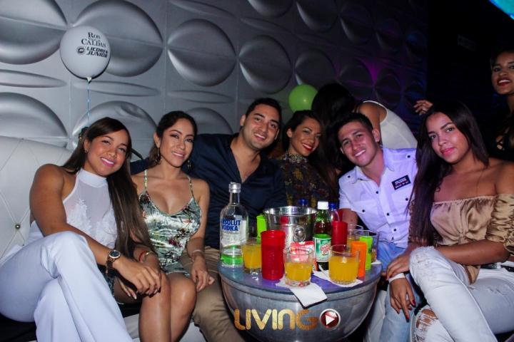 Foto 21 de Living - 5to Fds Julio 2017 en Living Night Club, Cali