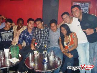 Foto 24 de Bar : Am - PM / Julio 14 del 2012 en Bar, Cali