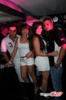 Foto 34 de Luxury 25 de Mayo de 2012 en Discoteca Luxury Medellin, Medellín